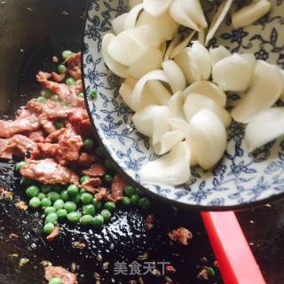 懒人版豌豆百合炒牛肉的做法步骤：5