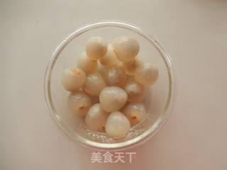 荔枝焖鸭肉的做法步骤：2