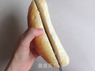 照烧鸡肉三明治的做法步骤：1