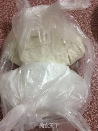 蒸饺子的做法步骤：1