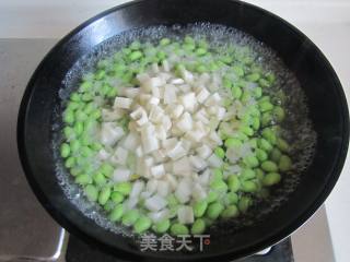 毛豆米炒藕丁的做法步骤：3