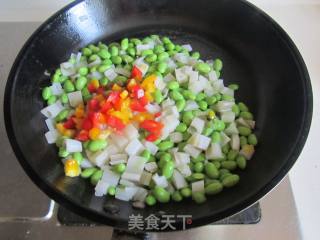 毛豆米炒藕丁的做法步骤：5