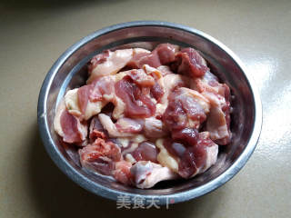 无糖版红烧鸭肉的做法步骤：1