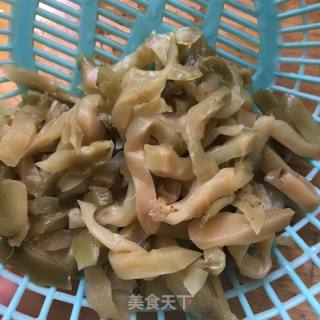 下饭菜香菇榨菜肉丝的做法步骤：3