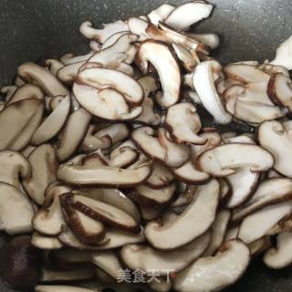 下饭菜香菇榨菜肉丝的做法步骤：7