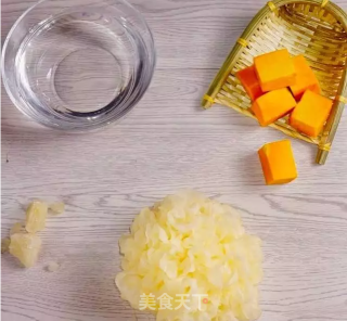 南瓜银耳露（豆浆机版）的做法步骤：1