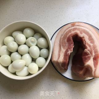鹌鹑蛋烧肉的做法步骤：1