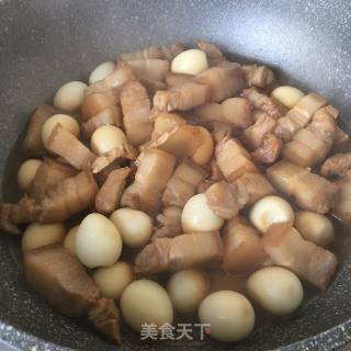 鹌鹑蛋烧肉的做法步骤：7
