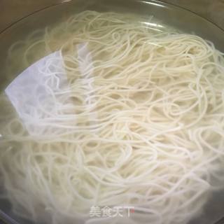 葱油拌面的做法步骤：6
