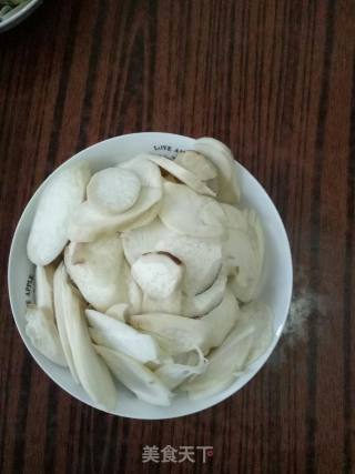 葱香杏鲍菇的做法步骤：1
