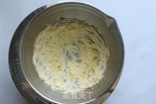 Holle kitty 卡通饼干的做法步骤：2