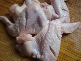 香酥炸鸡翅的做法步骤：1
