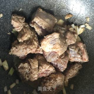 荷香双菇排骨饭的做法步骤：8