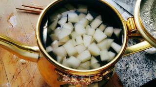 四月食谱：超人气网红减肥清新蜜桃柠檬水果茶的做法步骤：7