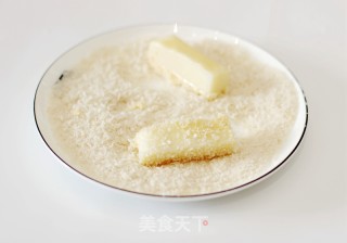 脆皮炸鲜奶的做法步骤：7