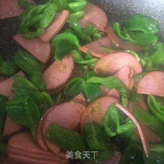 辣椒炒火腿的做法步骤：7