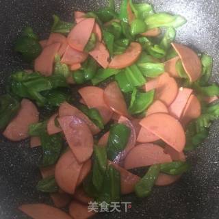 辣椒炒火腿的做法步骤：9