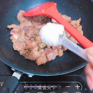 家传红烧排骨(红烧肉同理)的做法步骤：5