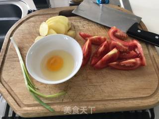 番茄土豆汤的做法步骤：1