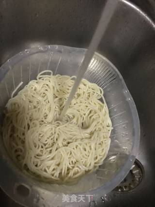 快手香炒面的做法步骤：1