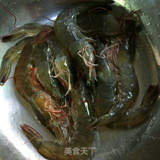 五彩虾仁饭团的做法步骤：1