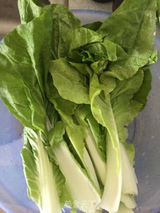 香菇小白菜的做法步骤：1