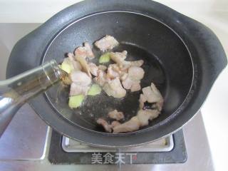 茶树菇烧鹌鹑蛋的做法步骤：4