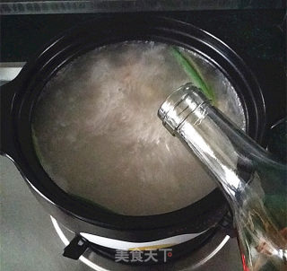 野竹笋鸭腿煲的做法步骤：9