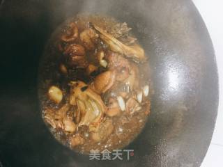 野果红烧鸭的做法步骤：7