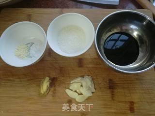简易版卤猪蹄的做法步骤：3