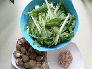 小白菜蘑菇粉丝猪肉饺的做法步骤：1