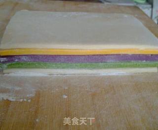 五彩馄饨的做法步骤：2