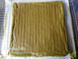 抹茶旋风蛋糕卷的做法步骤：14
