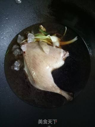 冰糖鸭腿的做法步骤：5