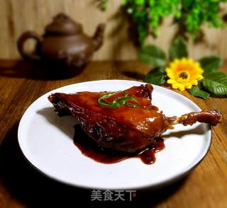 冰糖鸭腿的做法步骤：10