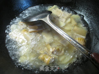 番茄羊尾笋土豆汤的做法步骤：4
