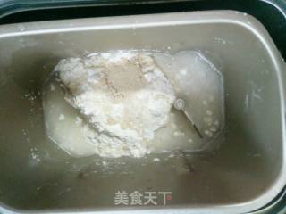 椰蓉面包的做法步骤：1