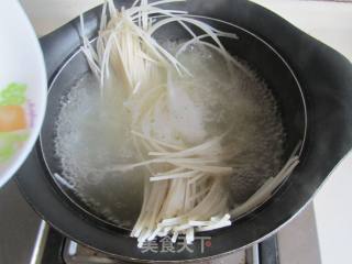 猪肝粉丝煲的做法步骤：5