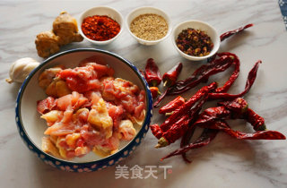 辣子鸡丁的做法步骤：1