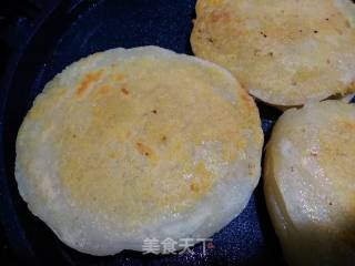 洋葱煎饼的做法步骤：4