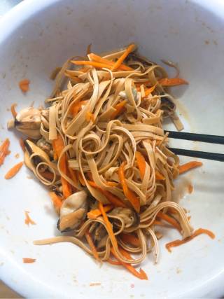凉拌千层淡菜肉的做法步骤：4