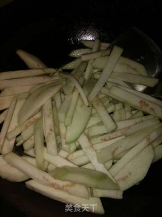 蒜香茄丝的做法步骤：2