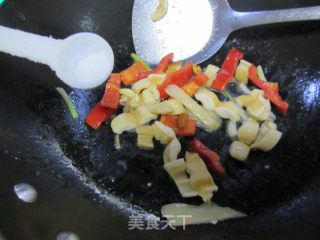 小炒象鼻蚌的做法步骤：10