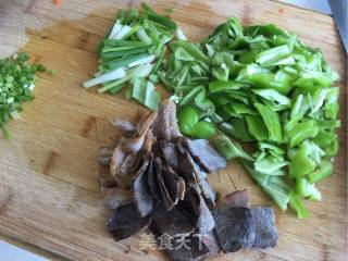 土豆家快手、暖胃、赞不绝口滴--【牛肉面】的做法步骤：1