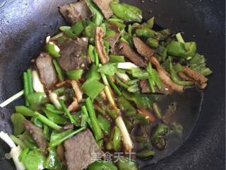 土豆家快手、暖胃、赞不绝口滴--【牛肉面】的做法步骤：6