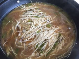土豆家快手、暖胃、赞不绝口滴--【牛肉面】的做法步骤：9