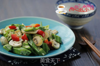 秋葵炒口蘑的做法步骤：9