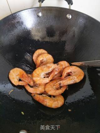 避风塘炒虾的做法步骤：6