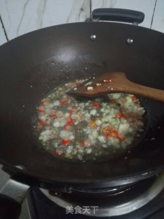 香辣胡萝卜火腿炒意面的做法步骤：4