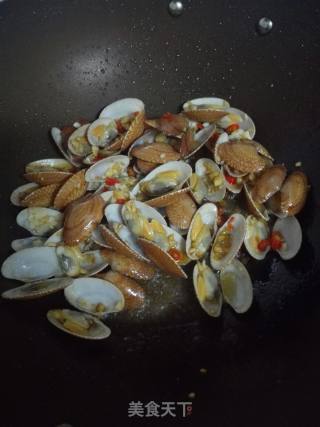 香辣花蛤的做法步骤：6
